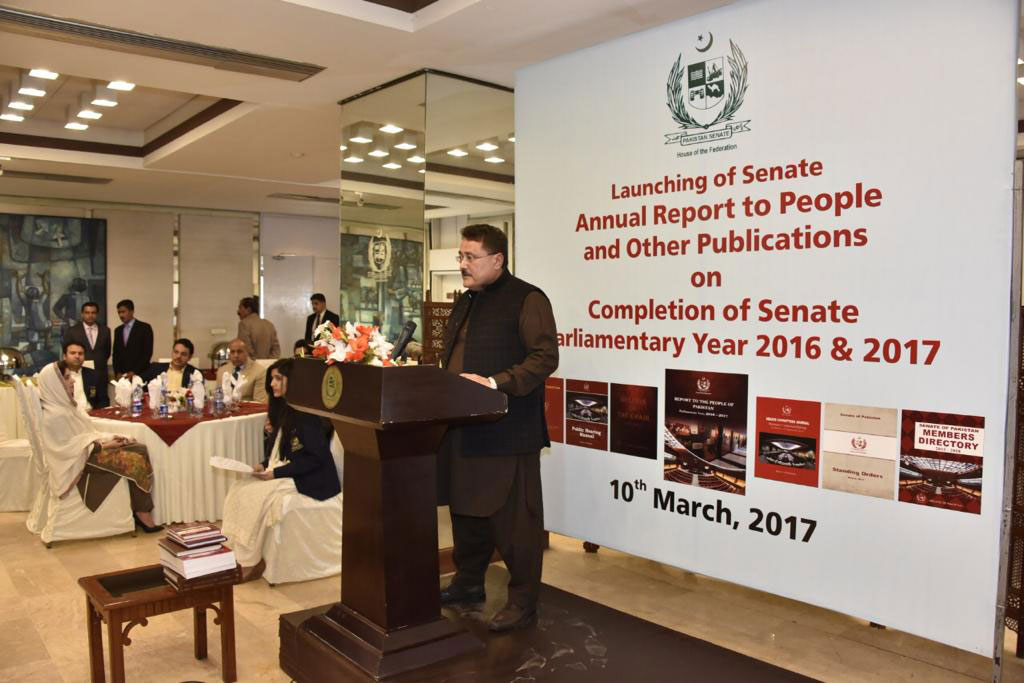 President LSC presenting Annual Senate Report to Parliamentary Leadership